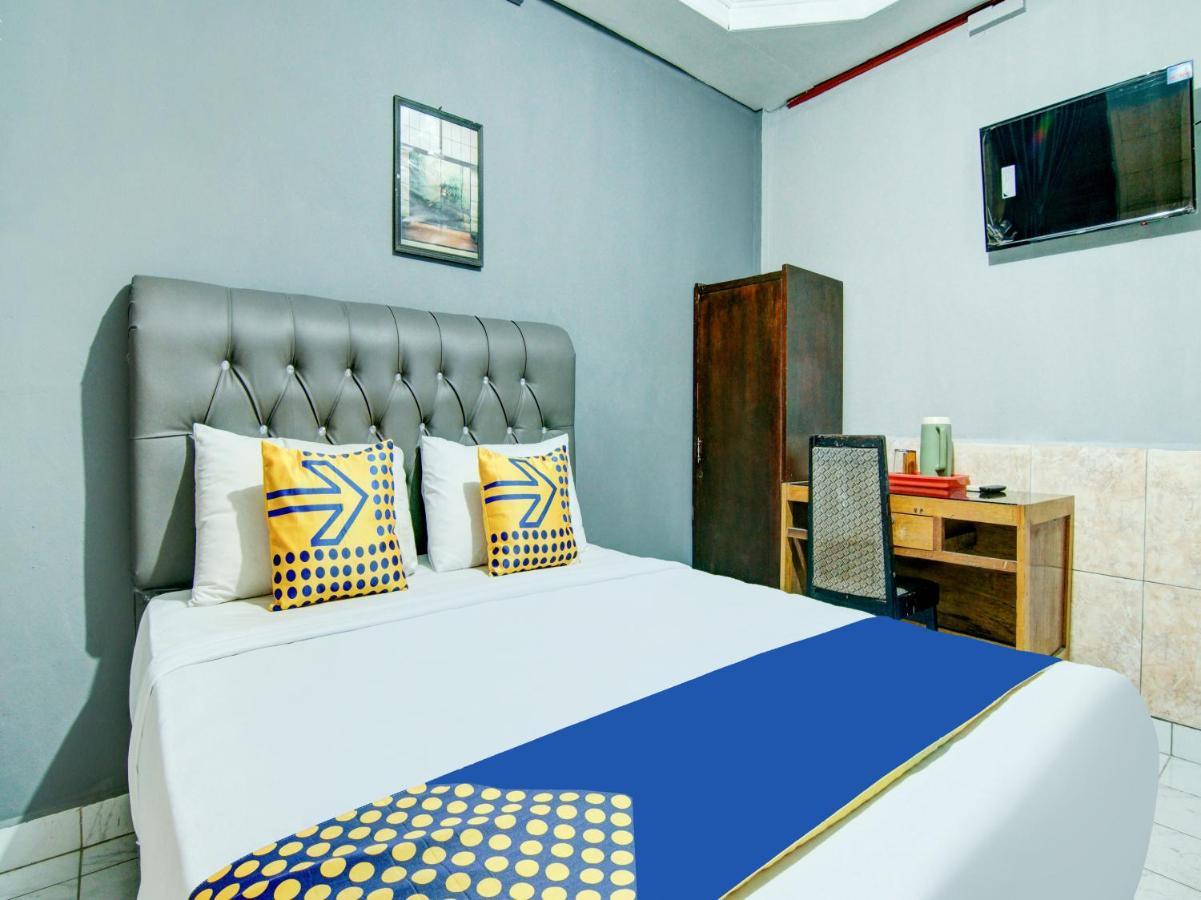 Oyo 2690 Hotel Tampan Pekanbaru Exterior foto